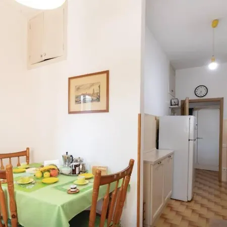 Holiday home Due Laghi
