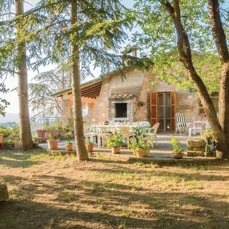 Holiday home Due Laghi